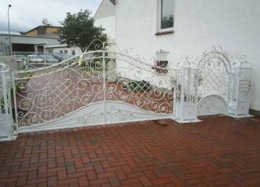 Flügeltor elektrisches Tor Toreinfahrt Tore Elektro Automatik Flügeltore Schwenk Einfahrt Schmiedeisen Einfahrtstore Schiebe oder Flügeltor Echte Handarbeit Maßanfertigung Modell #028fluegeltor