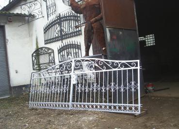 Flügeltor elektrisches Tor Toreinfahrt Tore Elektro Automatik Flügeltore Schwenk Einfahrt Schmiedeisen Einfahrtstore Schiebe oder Flügeltor Echte Handarbeit Maßanfertigung Modell #050fluegeltor