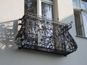 Klassisches Außengeländer Balkongeländer , Treppengeländer, Balkon , Treppe , Geländer , Echte Handarbeit Pulverbeschichtet Modell #338