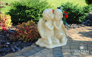 Engel Kinder Umarmung Liebe Frieden Skuptur Figuren Statuen Garten Dekoration