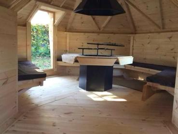 Holz Grill Hütte Skandinavische Grillkota inkls Anbau 12,75m² Grillhaus