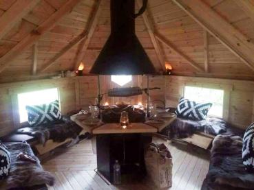 Holz Grill Hütte Skandinavische Grillkota inkls Anbau 12,75m² Grillhaus