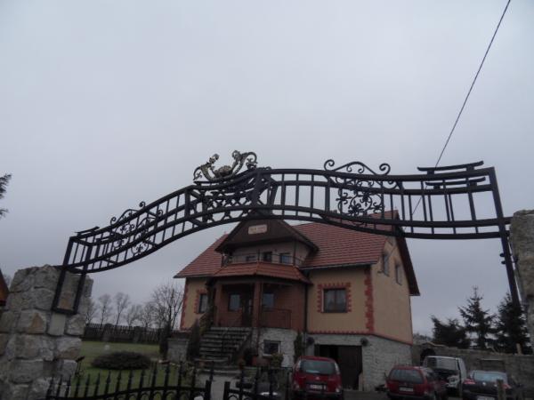 Der Bogen über dem Tor M.422