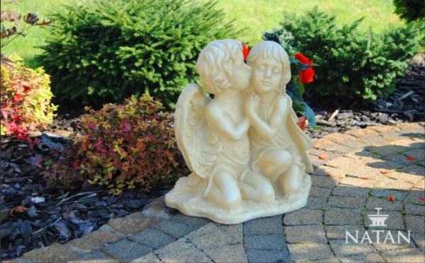 Engel Kinder Umarmung Liebe Frieden Skuptur Figuren Statuen Garten Dekoration
