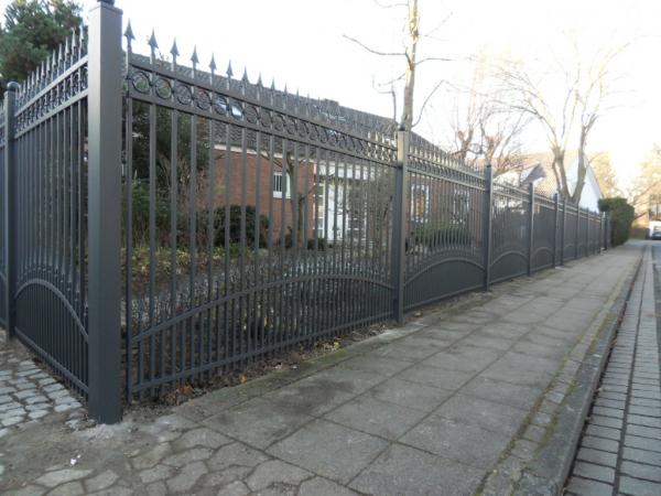 Aussen Garten Grundstueck Gelaender Zaun Klassisch M.413