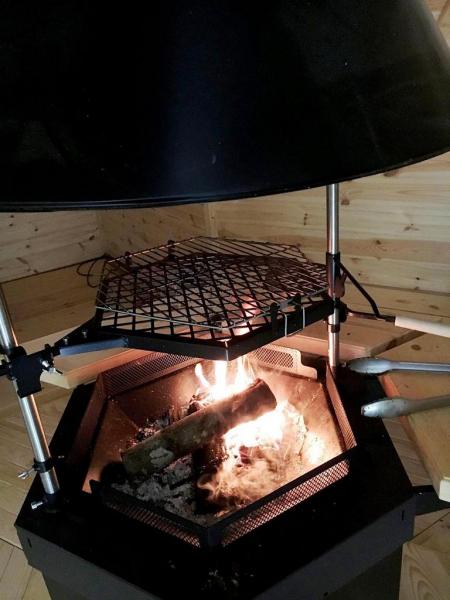 Holz Grill Hütte Skandinavische Grillkota inkls Anbau 12,75m² Grillhaus